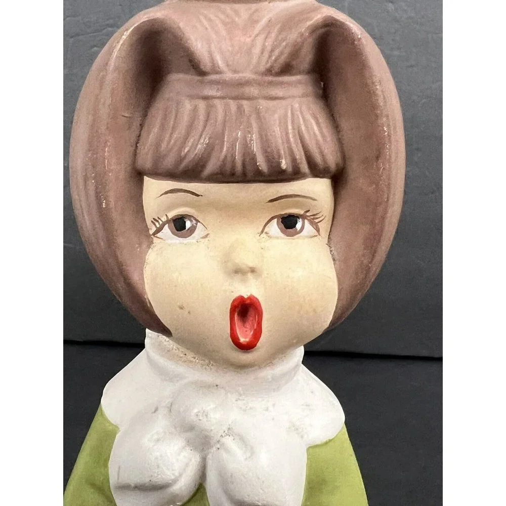 Vtg Christmas Caroler Candlestick Holder Ceramic Mold Handpainted 11.5 in‎